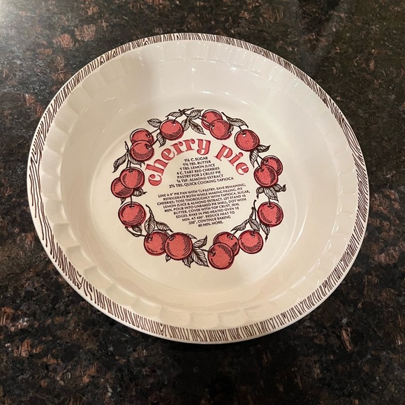 Vintage Cherry Pie Baking Dish - Picture 2 of 10